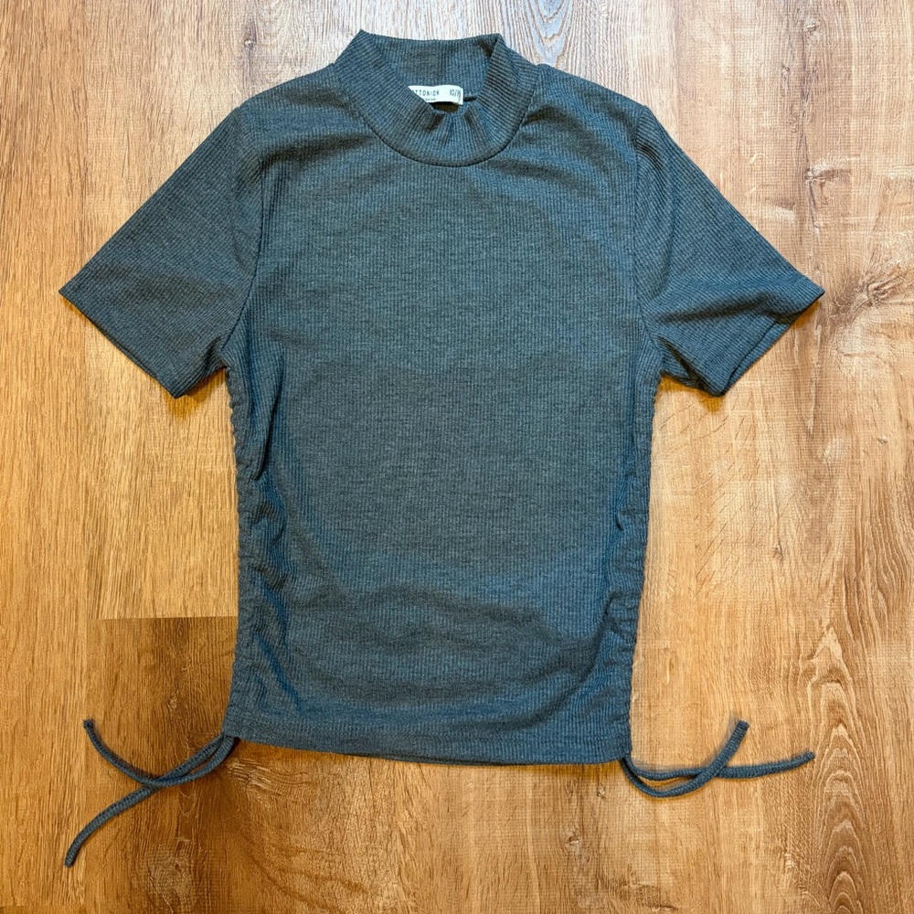 Cotton On Women’s Short Sleeve Grey T Shirt with Drawstring Size XS